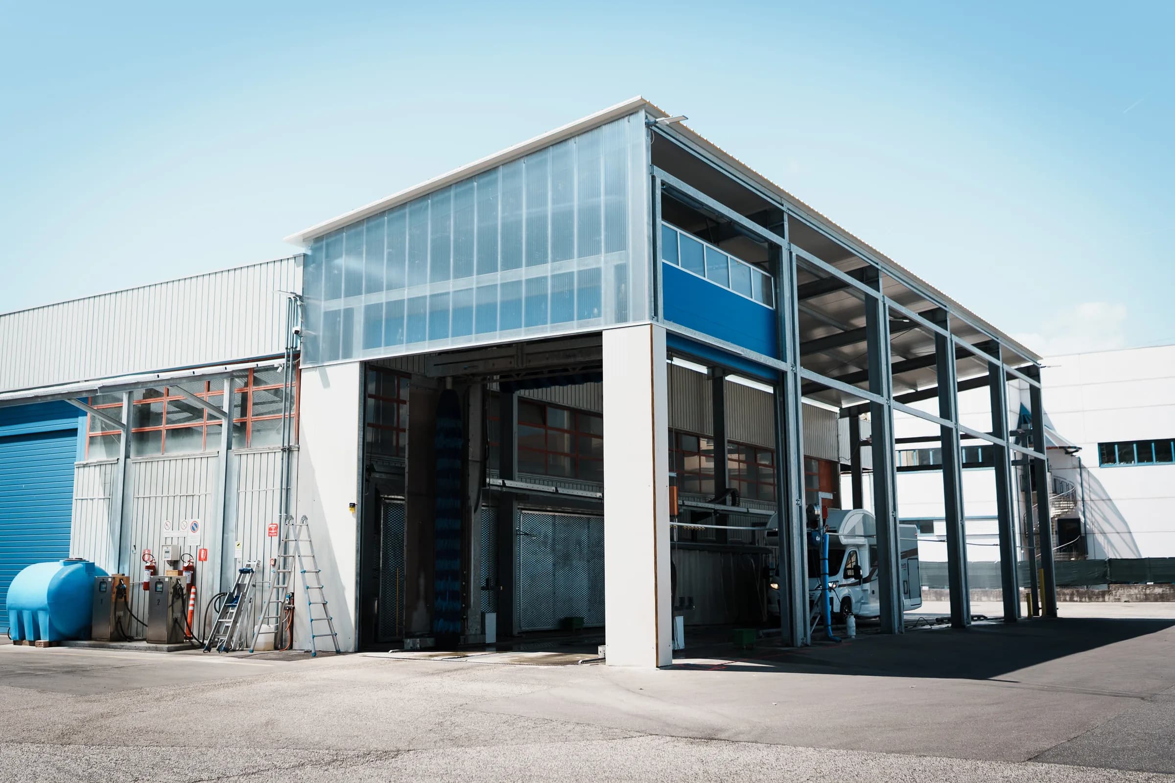 Capannone di lavaggio della Zambon GmbH a San Giacomo